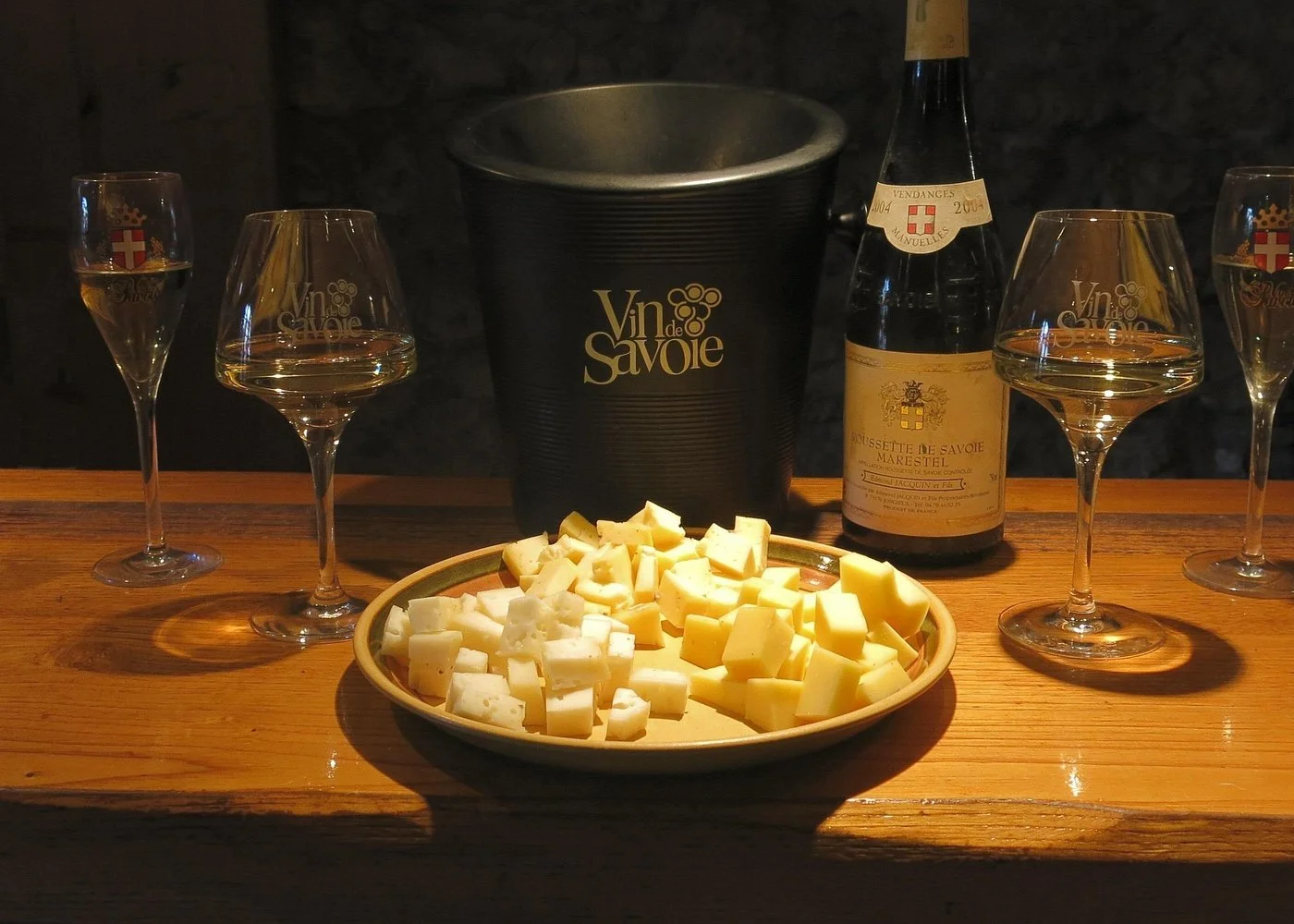 Private Savoie cheese and wine tasting