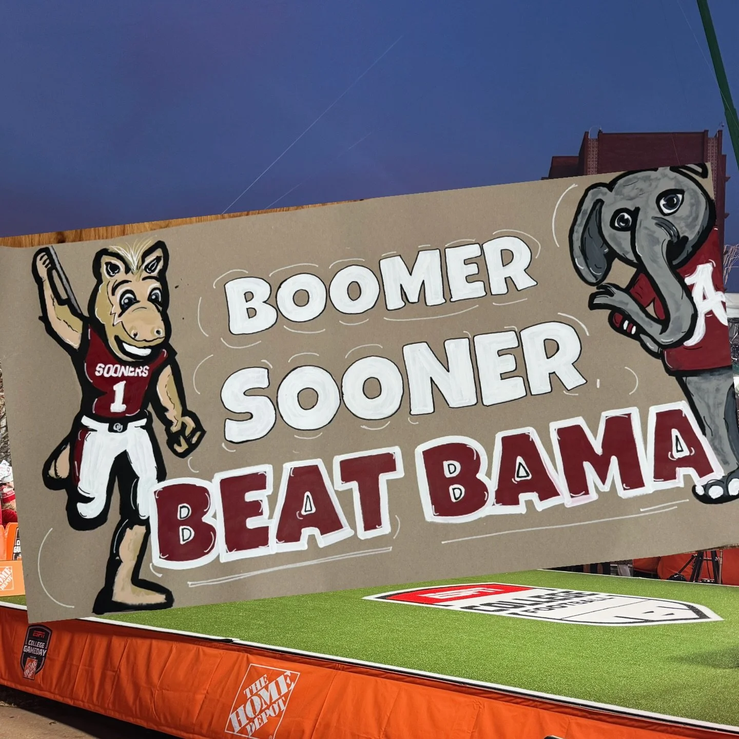 The banner might not have come true&hellip; but still one of my favorite banners! Thanks for the order @nat_turnup 💯

#boomersooner #collegefootball #custombanners #okc #oklahomafootball