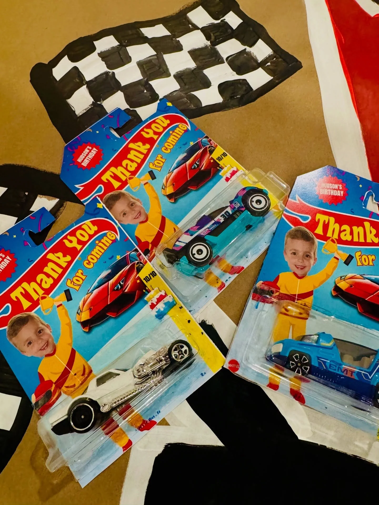 COMING IN HOT 🔥🔥🔥

These personalized party favors were so fun to make! These fun touches can be added to any type of gift or even valentines! 

Every details deserves a personal touch! 

#personalizedgift #customizedesign #customvalentines #custo