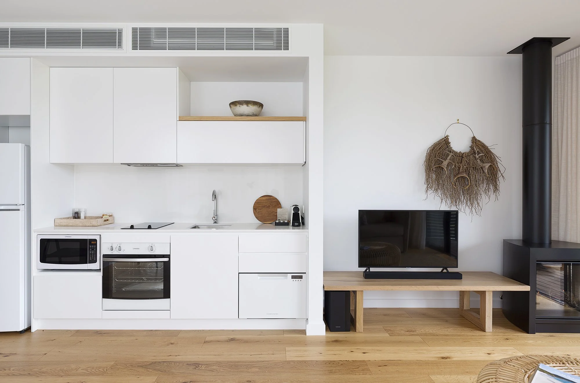 2018-10-15-035824-Simon-Whitebread-One Bedroom Garden-Golf Villa.jpg