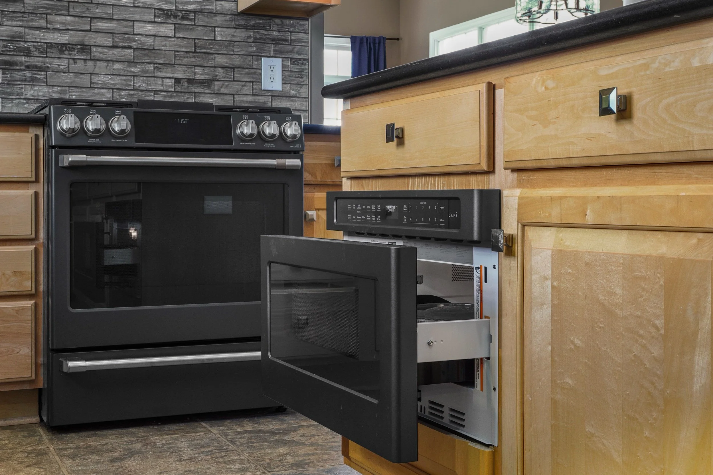 NC1A0207 _GOB_Bolivar_39_resize.jpeg