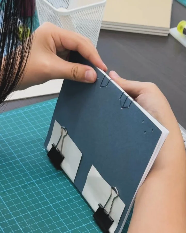 Japanese Stab Binding Workshop - 25 September 2025 🌞
.
Come have some fun with us and treat yourself to some therapeutic me time or make new friends! You can also use your SG Culture Pass credits on our workshops so grab your seat now🌻
.
#bookarts