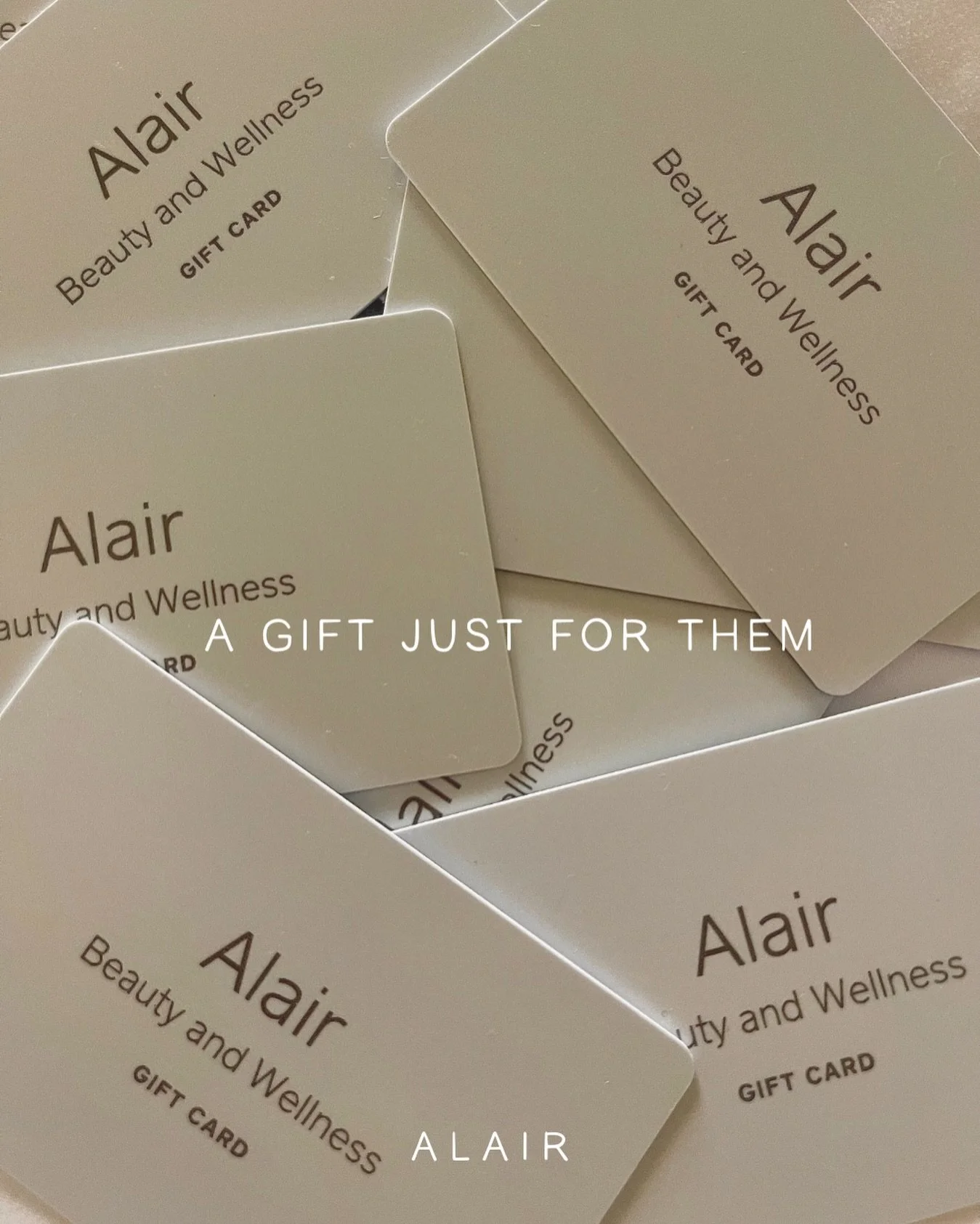Give your loved ones an Alair Facial. Gift cards are available in-house, and e-gift cards are available through the link in our bio 🔗
