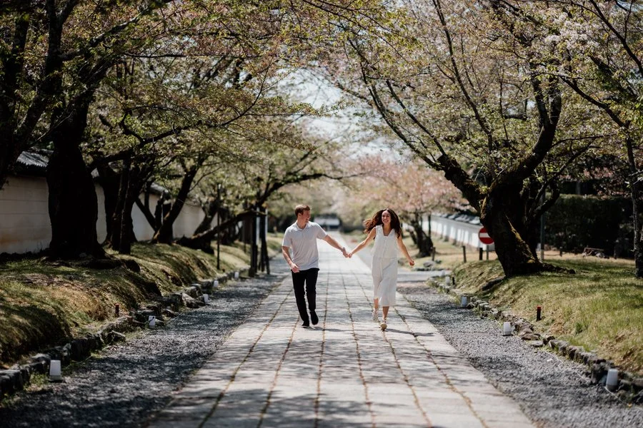 engagement-session-kyoto-temple-grounds (6).jpg