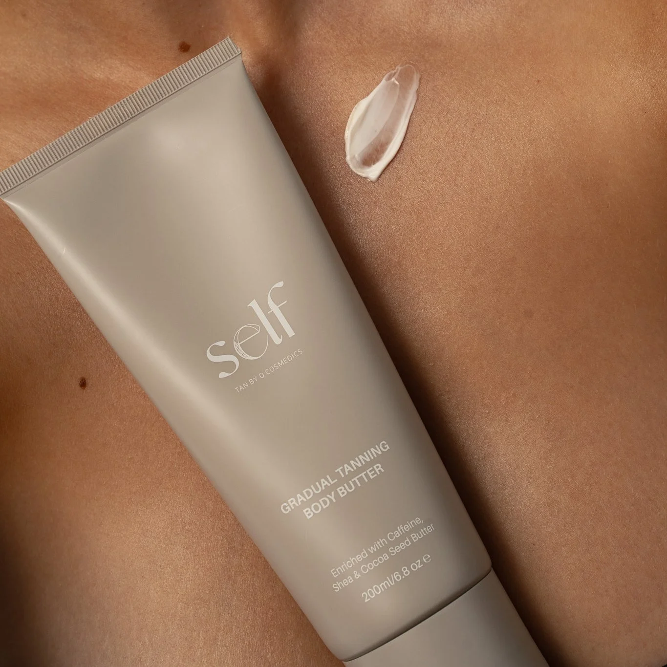 SELF-Tan-Gradual-Tanning-Body-Butter-200-Promo-4-1365px.jpg