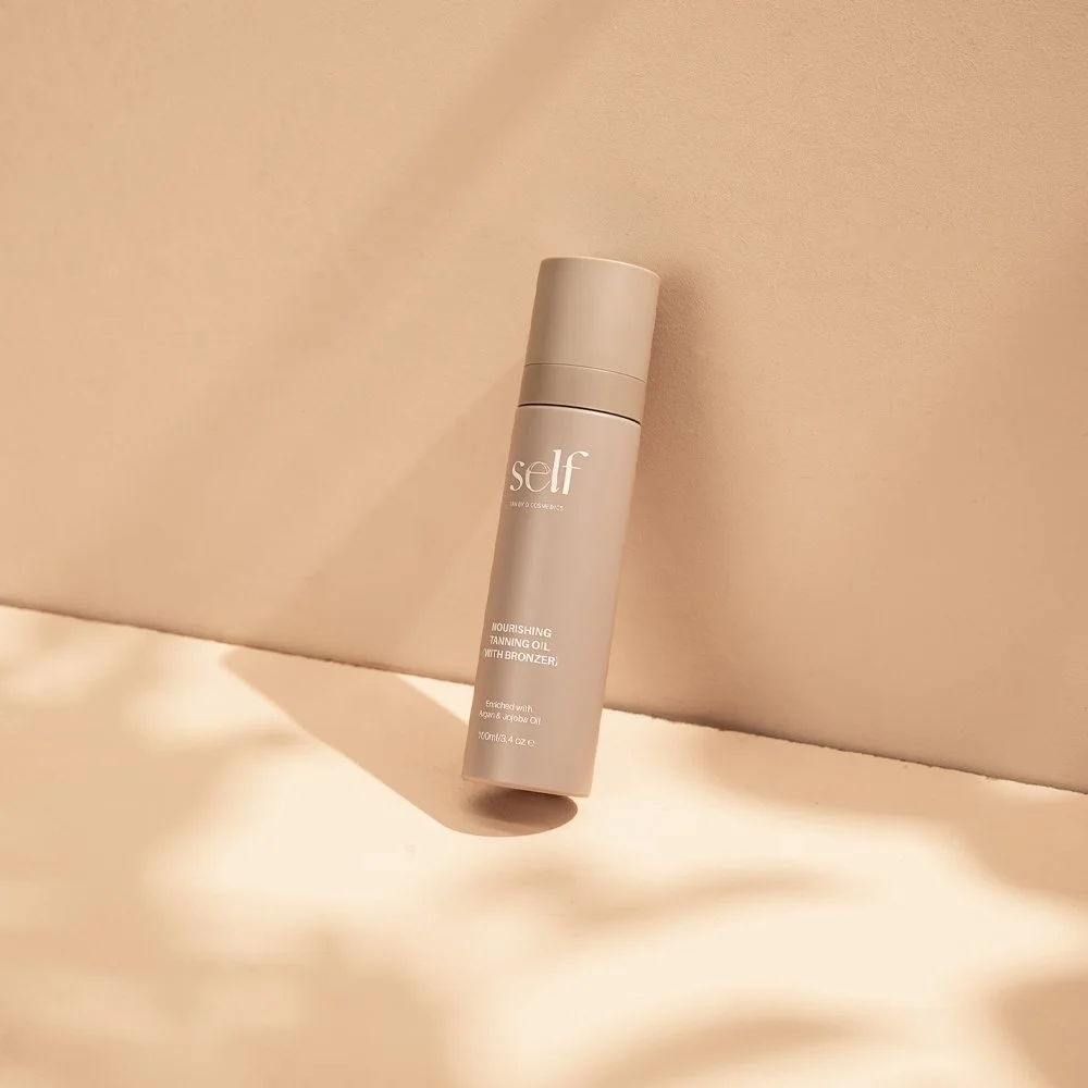SELF-Tan-Nourishing-Tanning-Oil-100-Promo-2-1000px.jpg