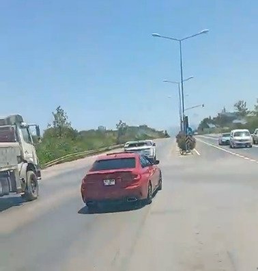 Tehlikeli sürüş sosyal medyada paylaşıldı, polis harekete geçti…