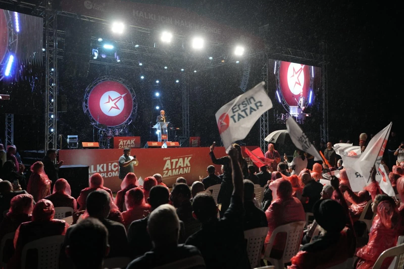 Cumhurbaşkanı ve Bağımsız Cumhurbaşkanı Adayı Ersin Tatar, d&uuml;n akşam Lefke&rsquo;de miting d&uuml;zenledi.https://www.feslikan.com/haberler/87afdc823i3hjtkvaoqzvmjw1z5av6