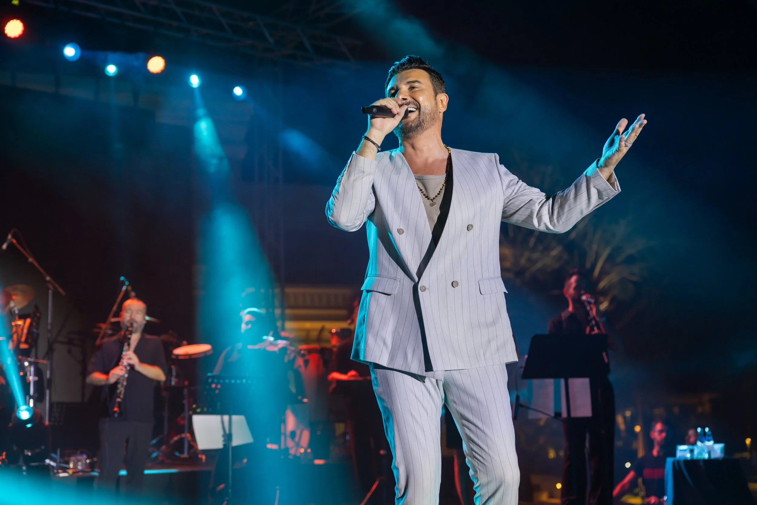 Gökhan Tepe, Merit Royal’de sahne aldı