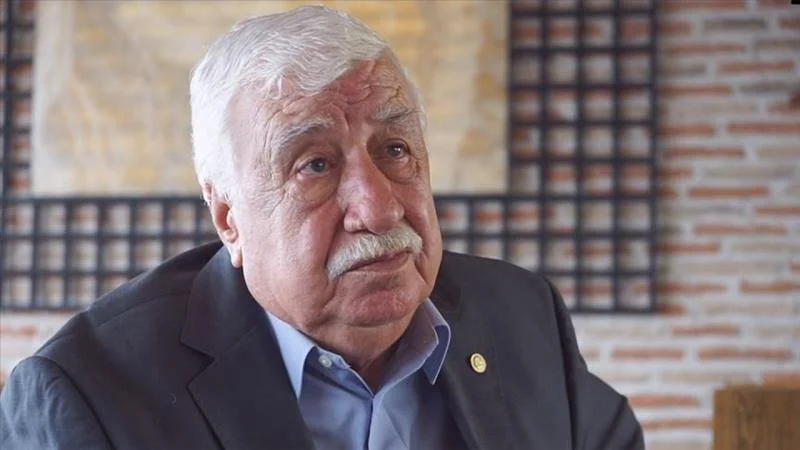 Oyuncu Ahmet Gülhan, vefat etti