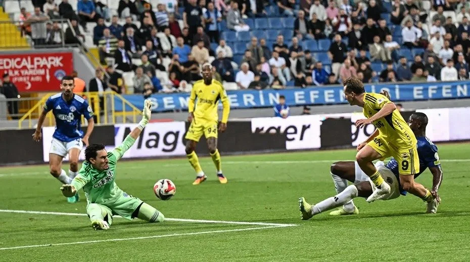 Fenerbahçe'ye Kasımpaşa'da soğuk duş