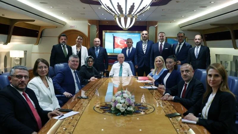 Erdoğan: "Kimse Kıbrıs adası üzerinde yeni acıları ortaya çıkartacak oyunlar kurmamalıdır"