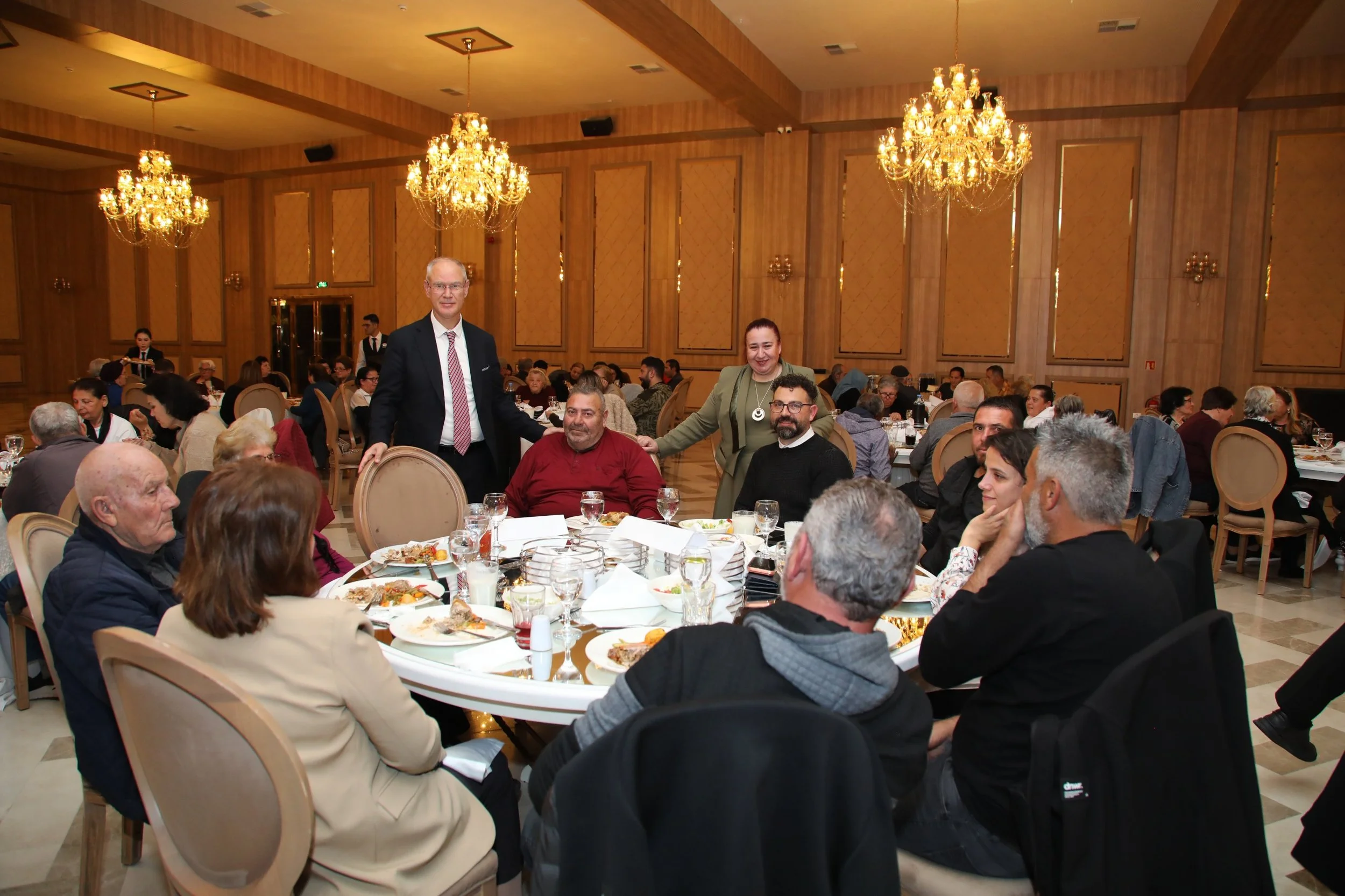 Hasipoğlu: "Yaşlısına sahip çıkan bir toplum, geleceğine de sahip çıkar"