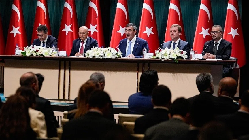Yılmaz: Orta Vadeli Program sonunda enflasyonun tek haneye kalıcı inmesini hedefliyoruz
