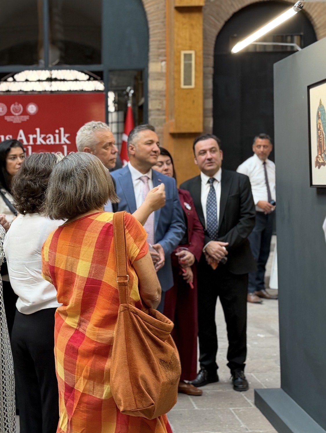 Sanatçı Mine Okur’un “Arkaik Sezgi” baskı resim sergisi Ankara’da açıldı