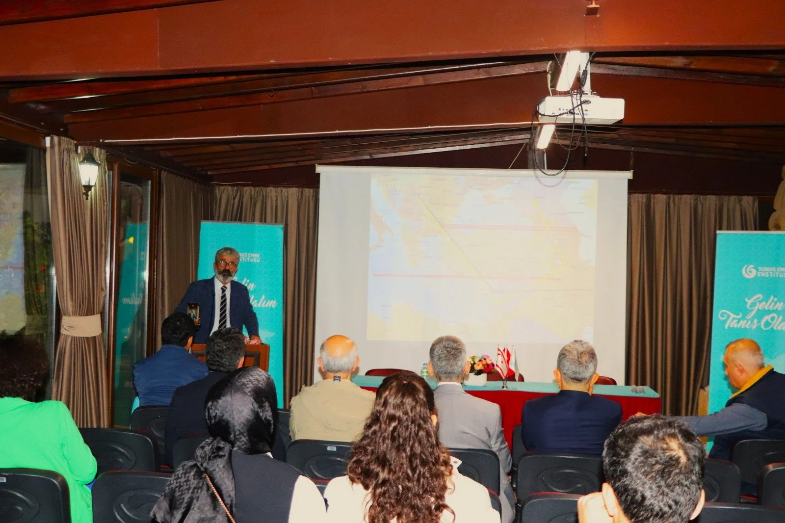 Lefkoşa Yunus Emre Enstitüsü, 32 haftalık “Akdeniz Söyleşileri” dizisini tamamladı