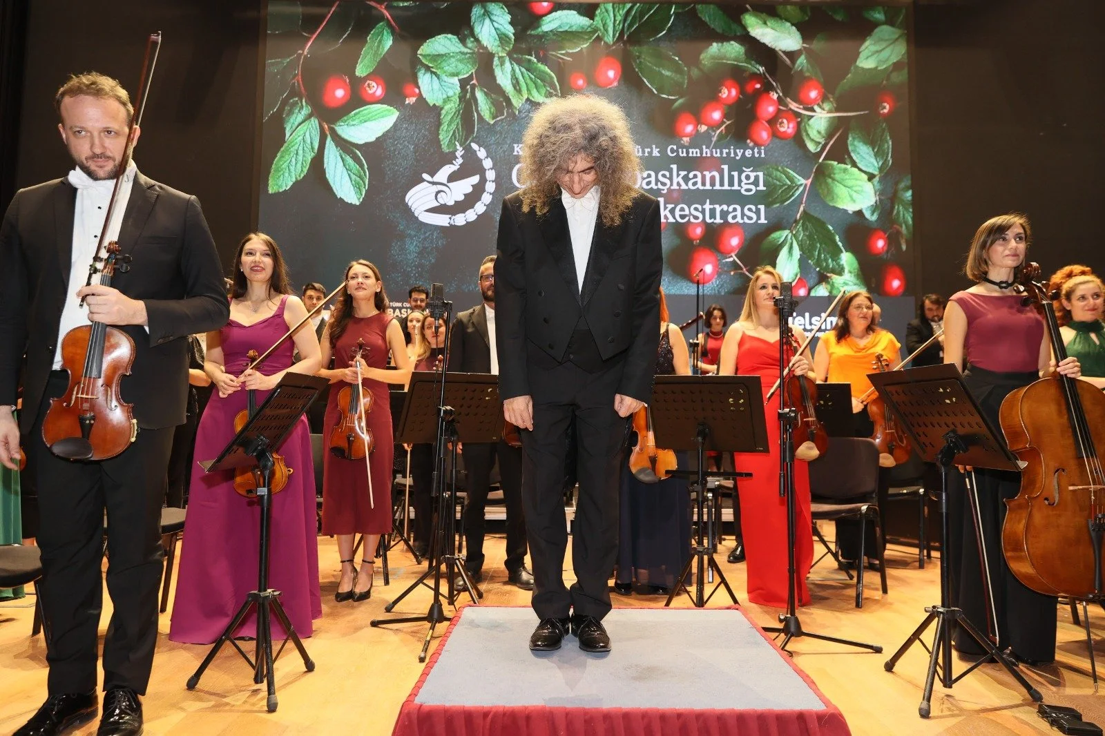 Cumhurbaşkanlığı Senfoni Orkestrası “Yeni Yıl Konseri” verdi