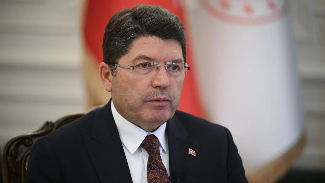 Tunç: CHP İl Başkanlığı önünde yaşanan olaylarla ilgili adli soruşturma başlatıldı