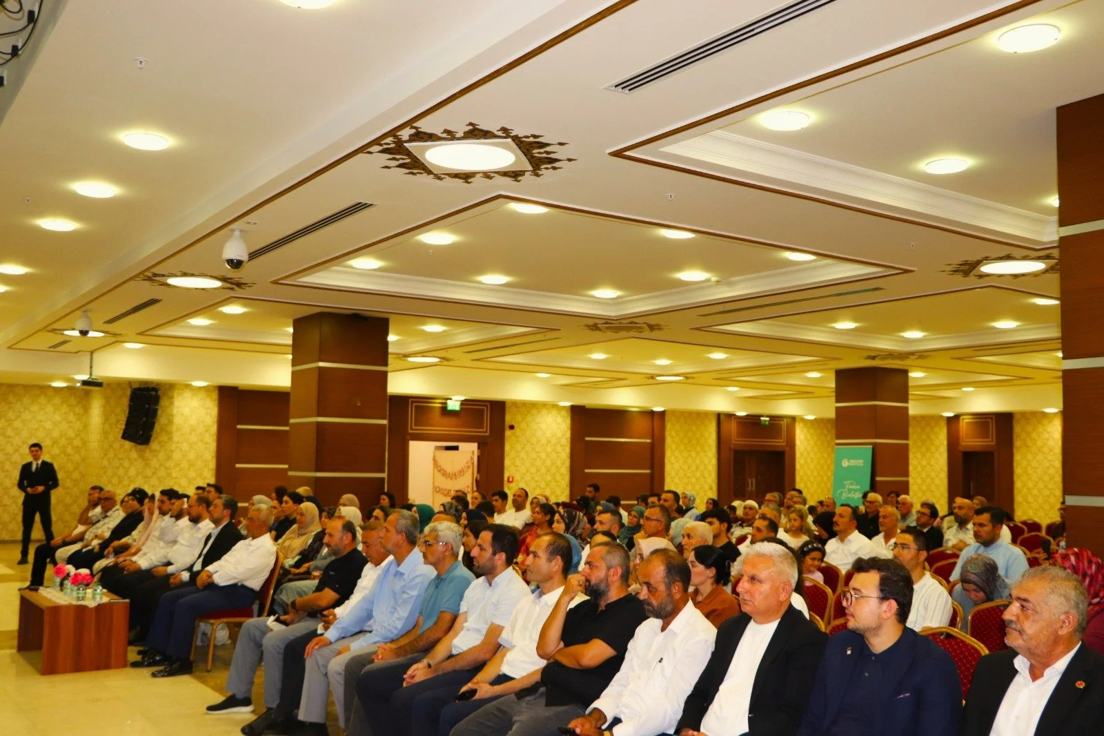 Hz. Muhammed’in hayatı Hala Sultan Camii’nde anlatıldı