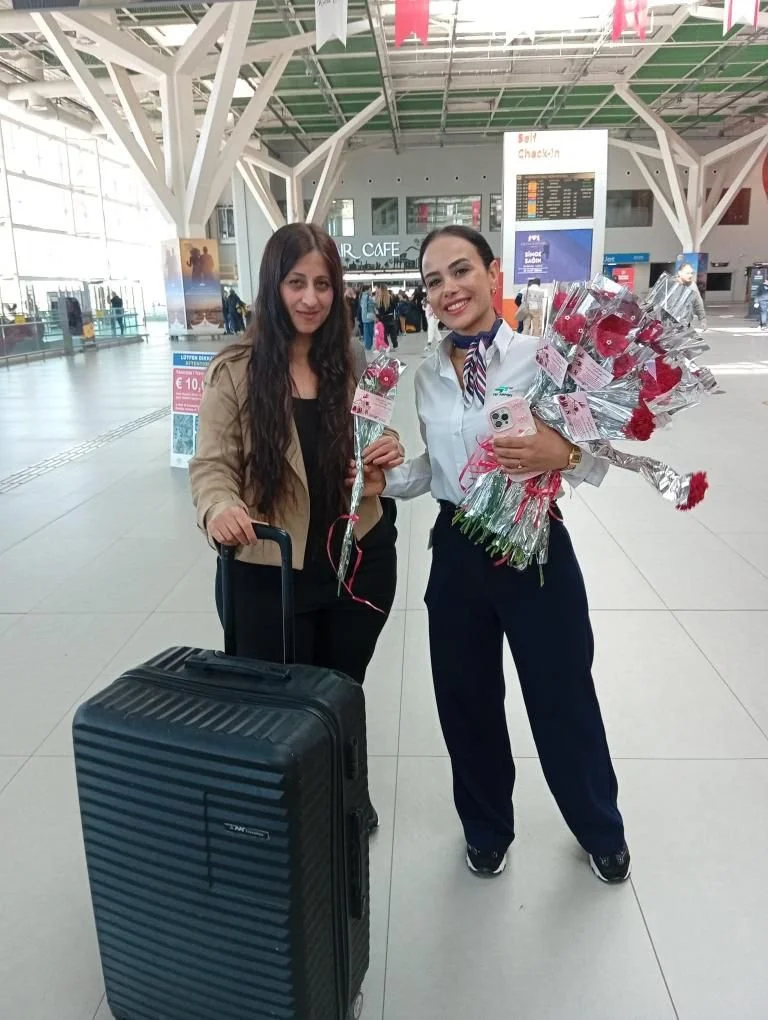 &nbsp;Ercan Havalimanı’nda kadınlar unutulmadı