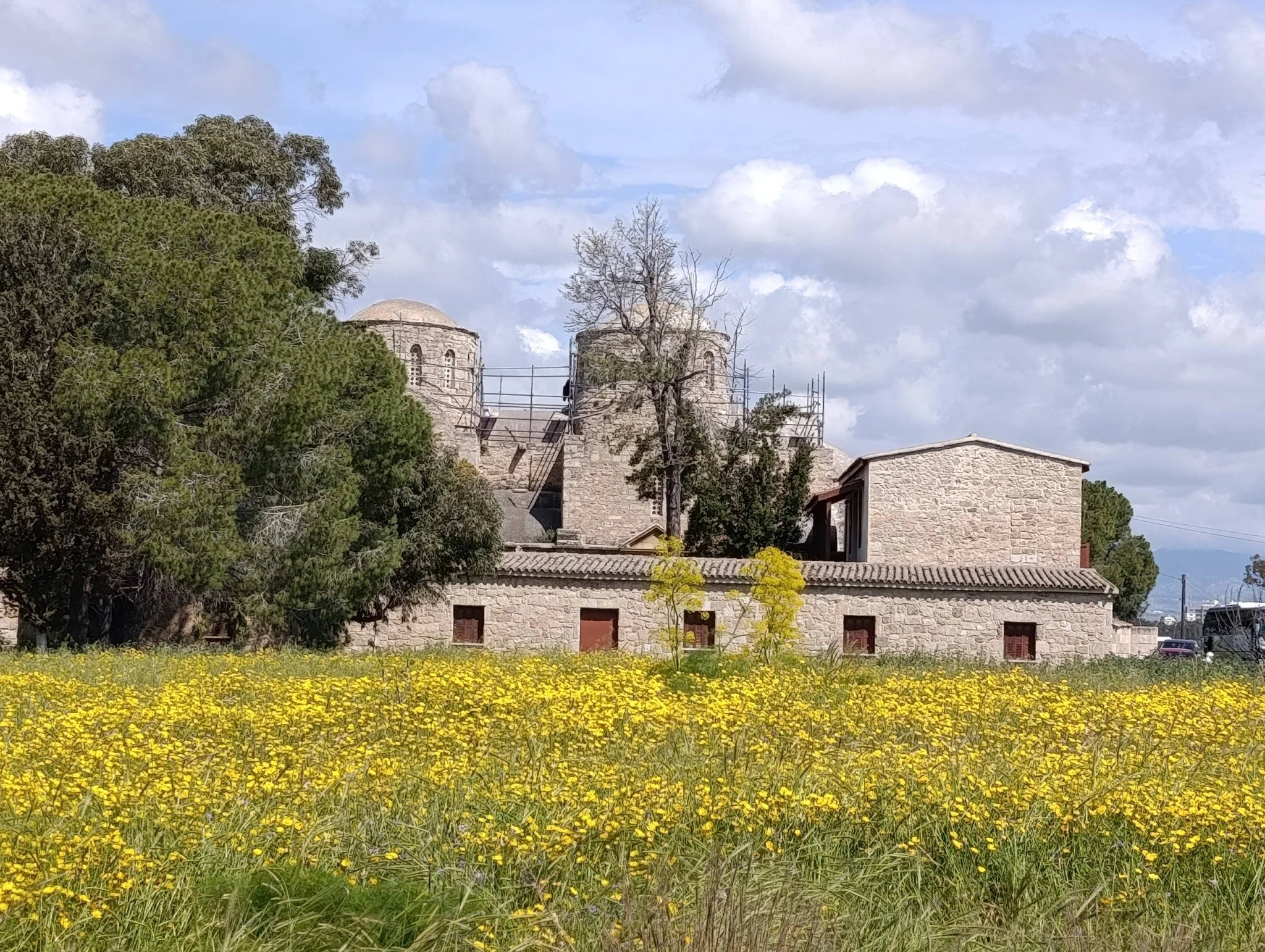 Kültürel Miras Teknik Komitesi, St. Barnabas Manastırı’nda bulunan kilise binasında çalışma başlattı