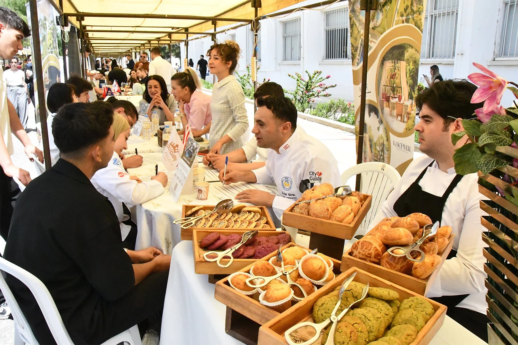 DAÜ Turizm Fakültesi Turizm Kariyer Fuarı 2026 düzenledi