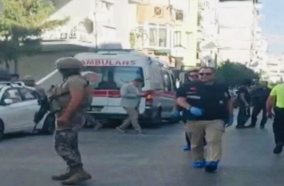 İzmir'de karakola silahlı saldırı: İki şehit, bir yaralı