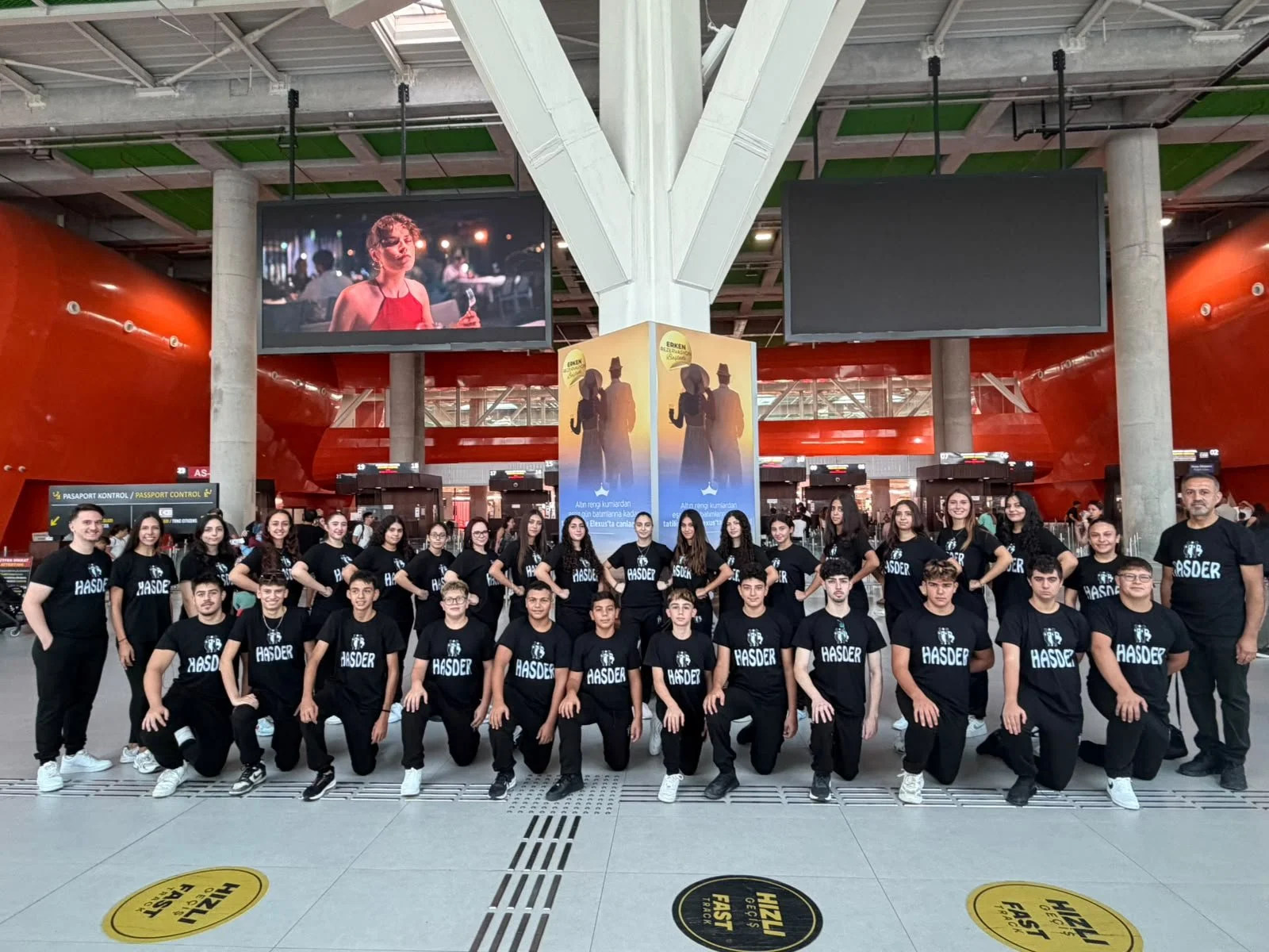 HASDER Yıldızlar Grubu, Uluslararası Troya Halk Dansları ve Müzik Festivali’ne katılıyor