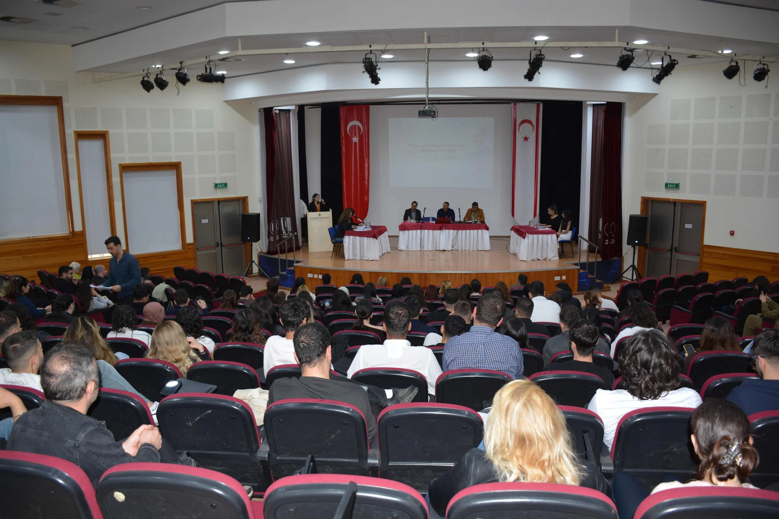 Kadın haklarında büyük soru: Eşitlik mi, pozitif ayrımcılık mı?