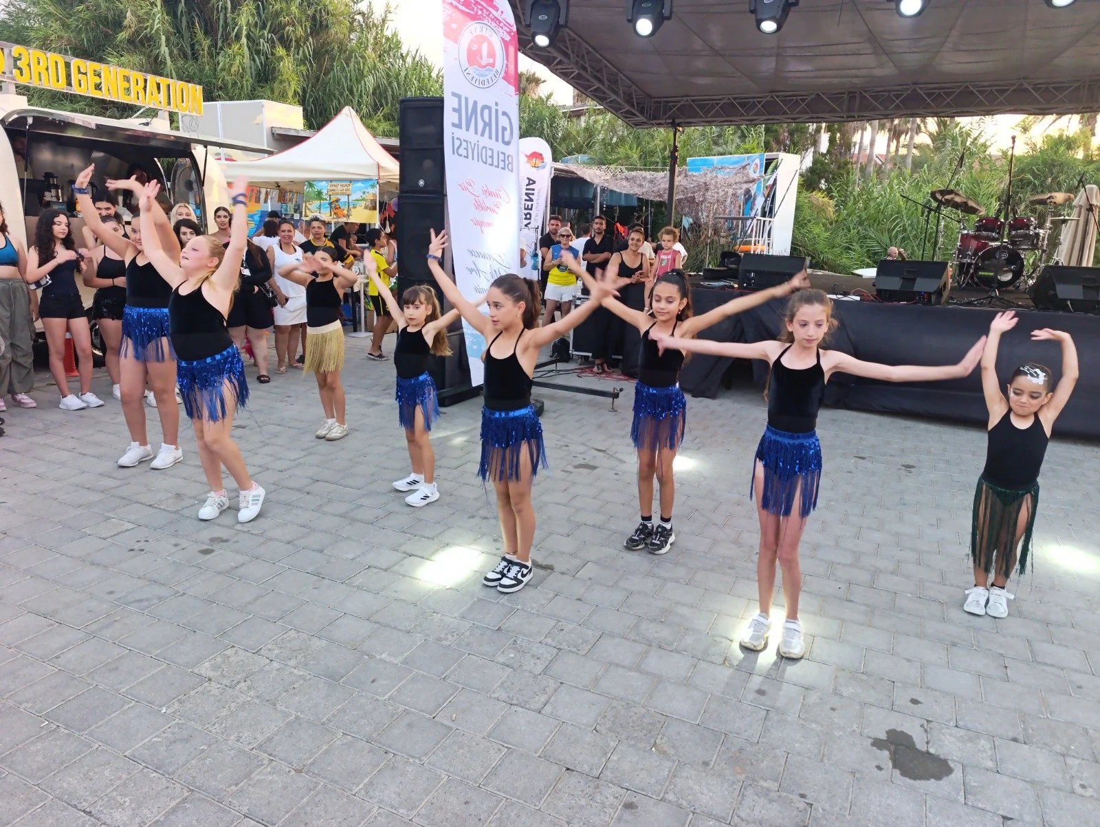 Karaoğlanoğlu Spor Oyunları ve Deniz Şenliği başladı