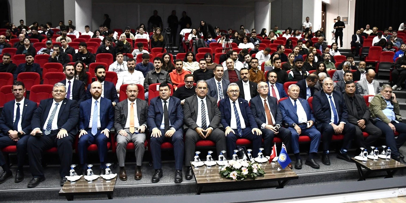 DAÜ’de, “Kayıp Mirasa Yolculuk: Bilim Tarihi ve İslam Medeniyetinin İnsanlığa Katkıları” başlıklı konferans düzenlendi