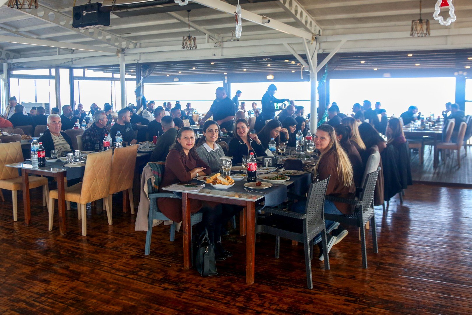 İskele Belediyesi personeli yeni yıl yemeğinde buluştu