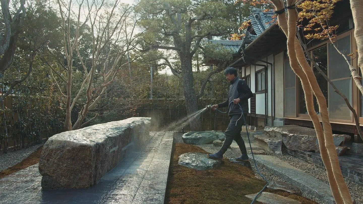 I just posted a new video✨✨👍

@kazuhiko.takemura 

#japanesegarden 
#niwa 
#庭
#日本庭園