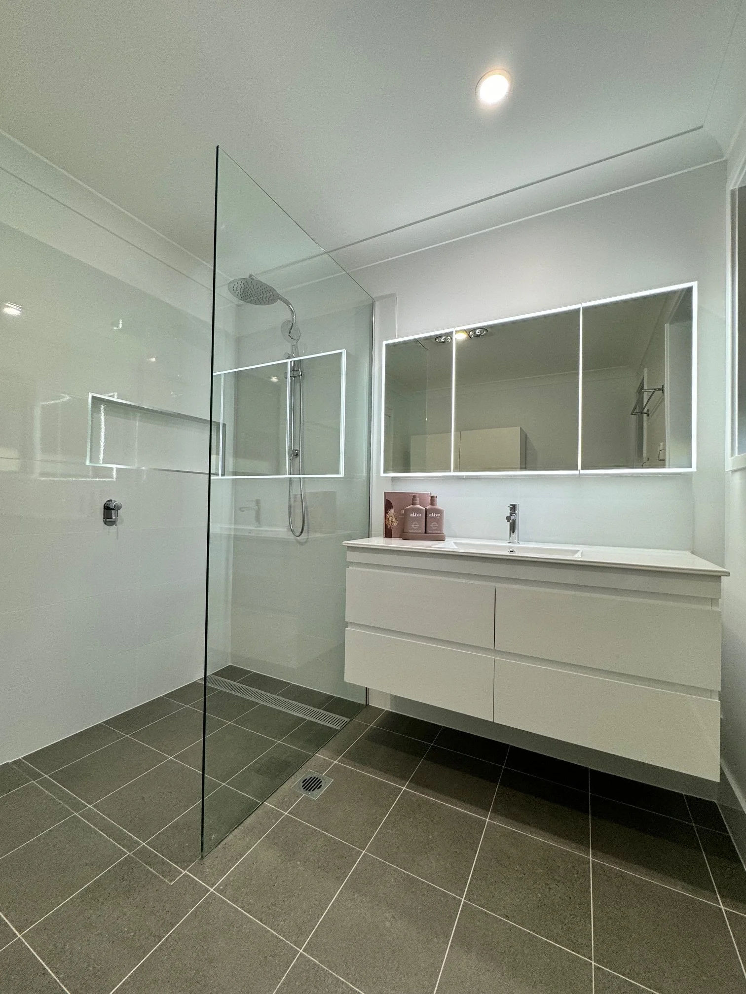 Bathroom - Jerrys Plains