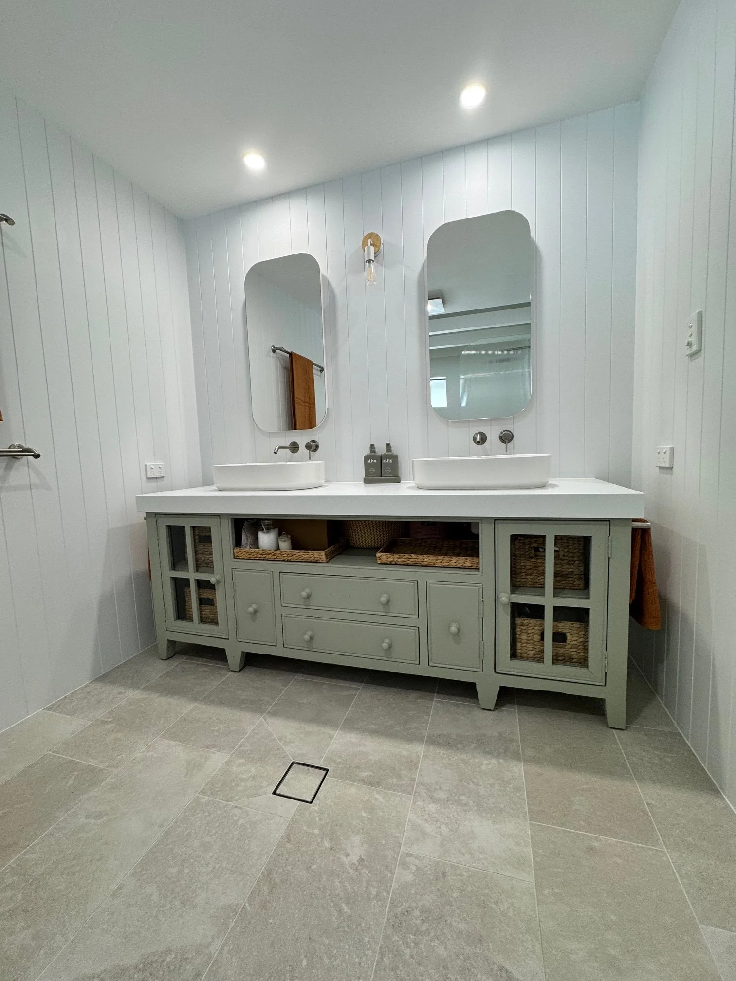 Bathroom - Wattle Ponds