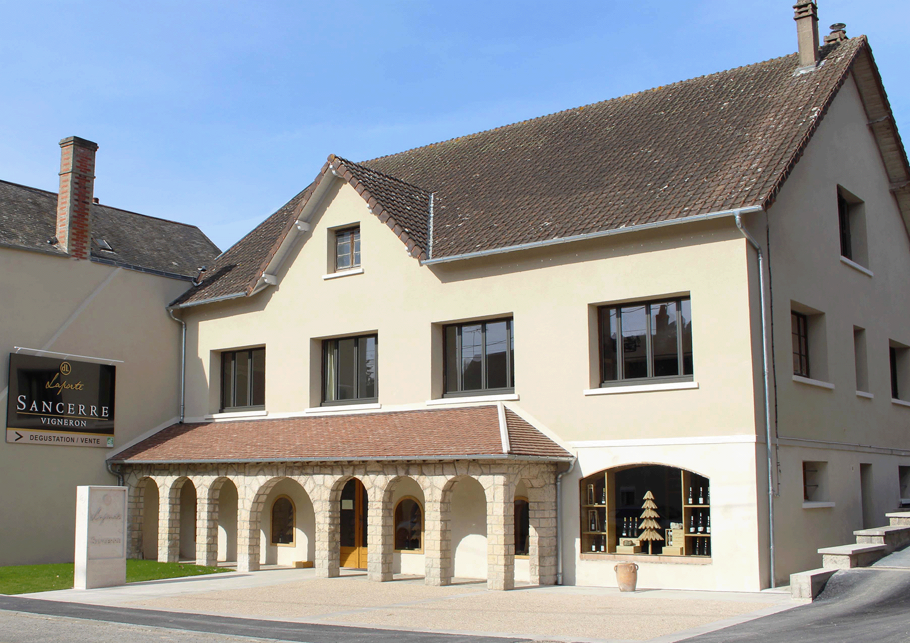 17 LAPORTE Caveau de Saint-Satur.png