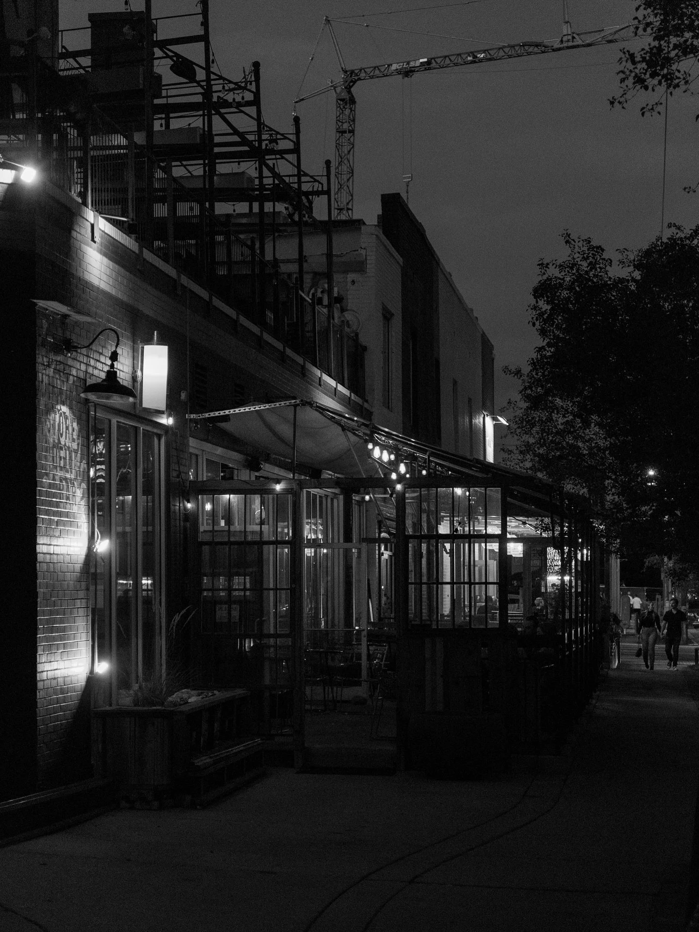 An evening out&hellip;

📸 - Canon EOS R50
🔎 - Sigma RF 18-50mm f/2.8 DC DN

#denver #colorado #highlandsdenver #photography #cityscapes #canon #canonphotography