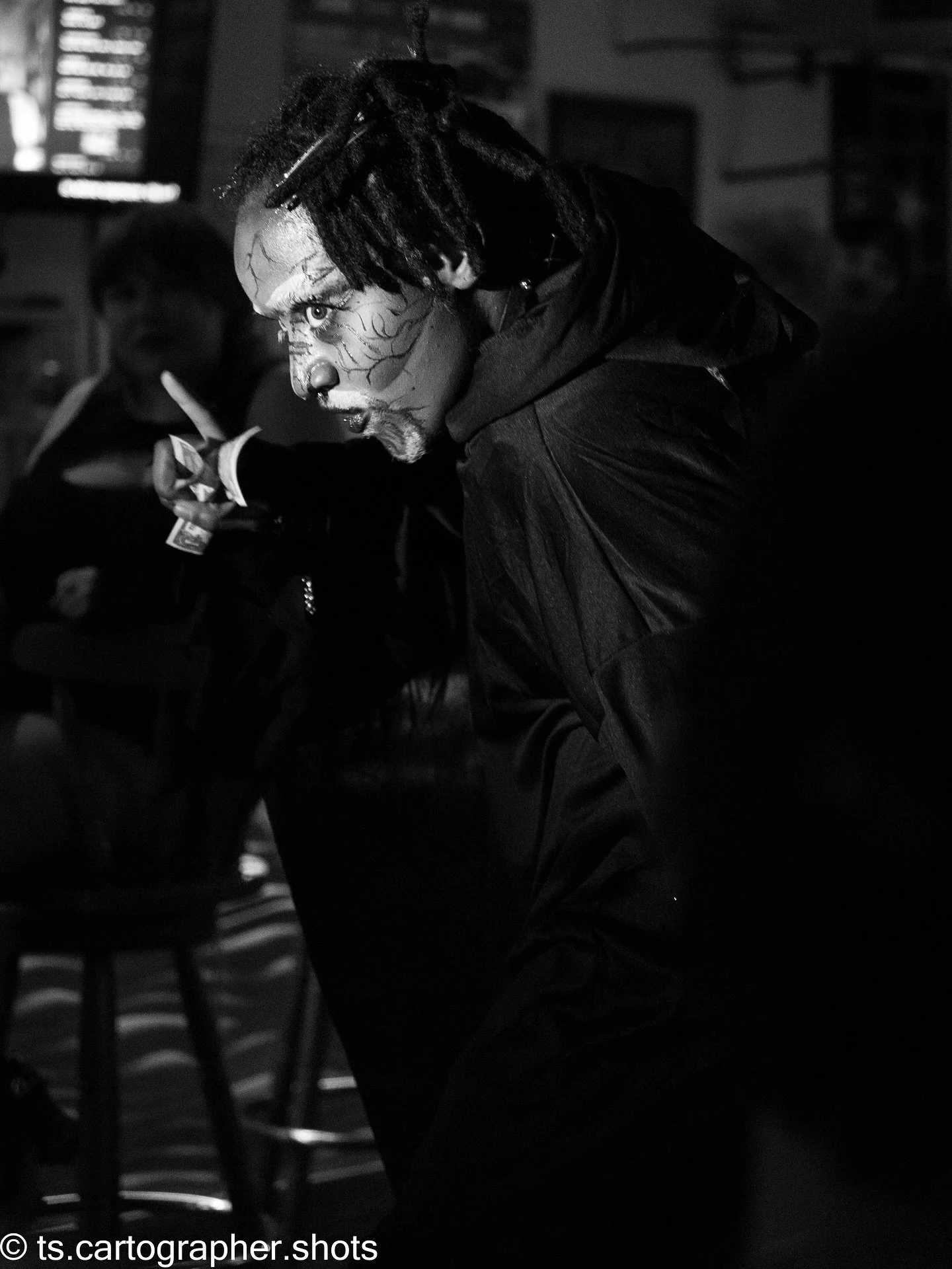 The one and only @tokyn666 absolutely turned it out at Ghouls and Goblins! Had a fantastic time and really enjoyed photographing them!

📸 - Canon EOS R50
🔎 - SIGMA 18-50mm f2.8 DC DN

#drag #denver #ghoulsandgoblins #dragartist #photography