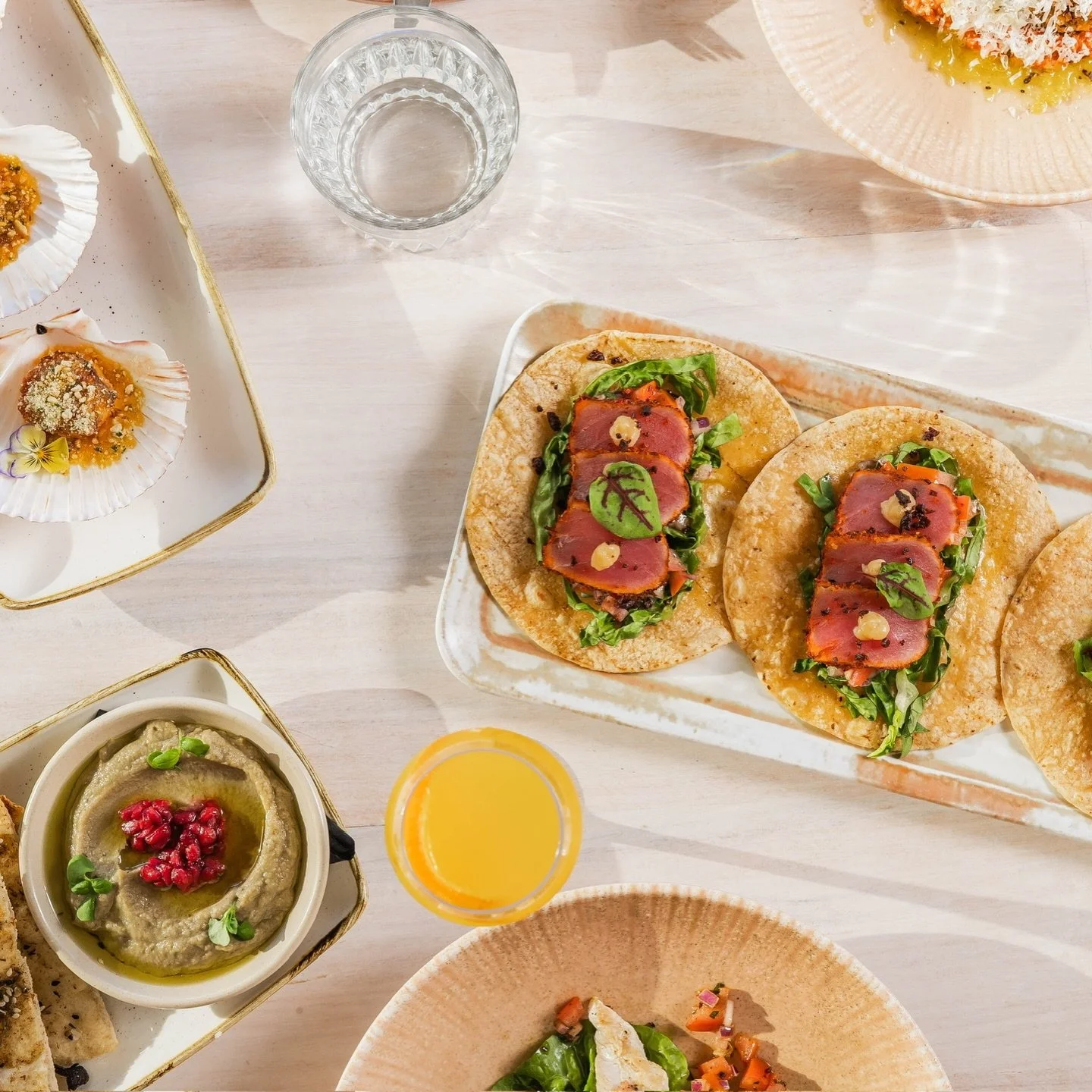 Lunches at Dune.

Long tables, coastal light, share plates or something just for you - all with the water at your side.

Mid-week or weekend, your spot is here.