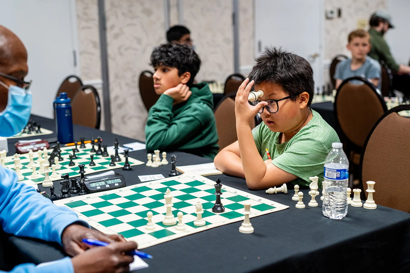 chess_4_5_25-106_websize.jpg