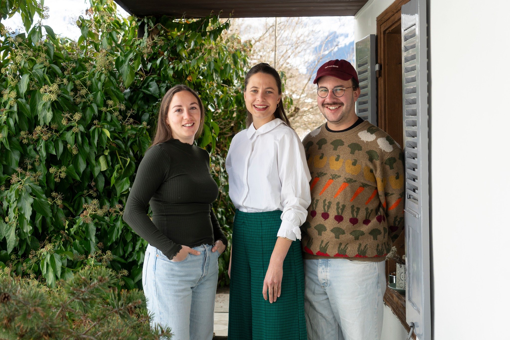 Wir. Drei Pers&ouml;nlichkeiten.
Eine Lodge.
Willkommen in der Lenk Lodge. 🤍

#lenklodge #boutiquehotel #bergvibes #hostedwithheart #lenk