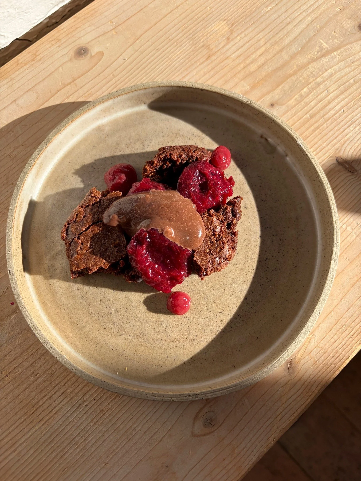 Schokolade | Zwetschge

#dessert #restaurant LUH #sharing #schokoladegehtimmer