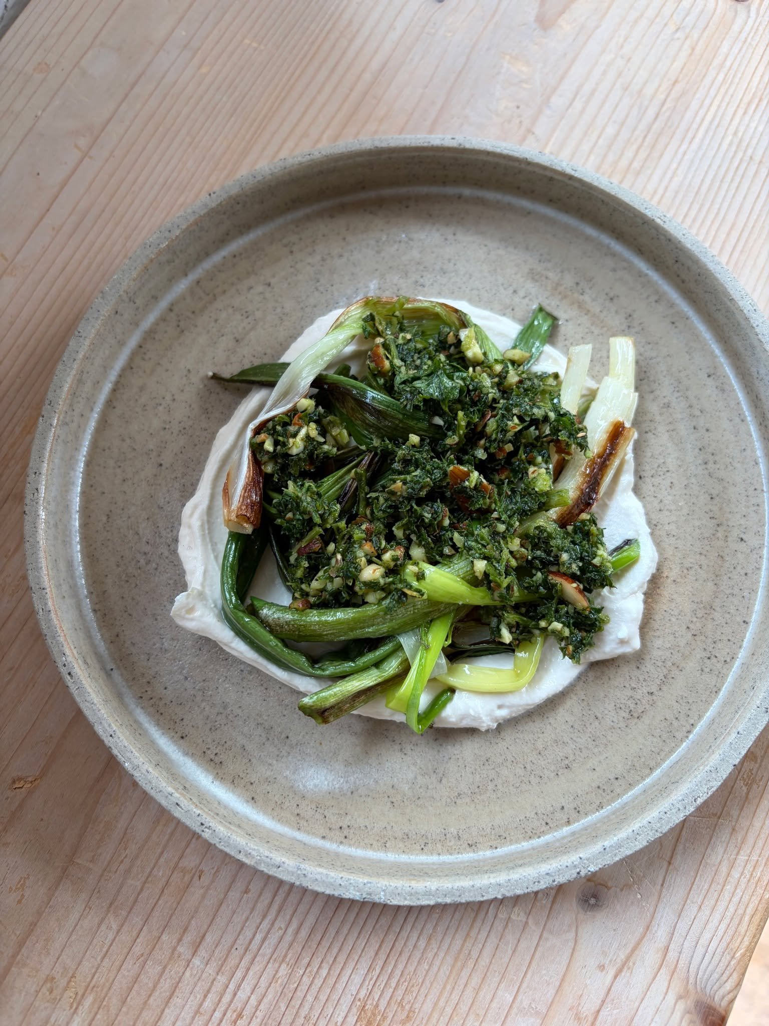 Fr&uuml;hlingszwiebel | Mandel | Petersilie | Ricotta