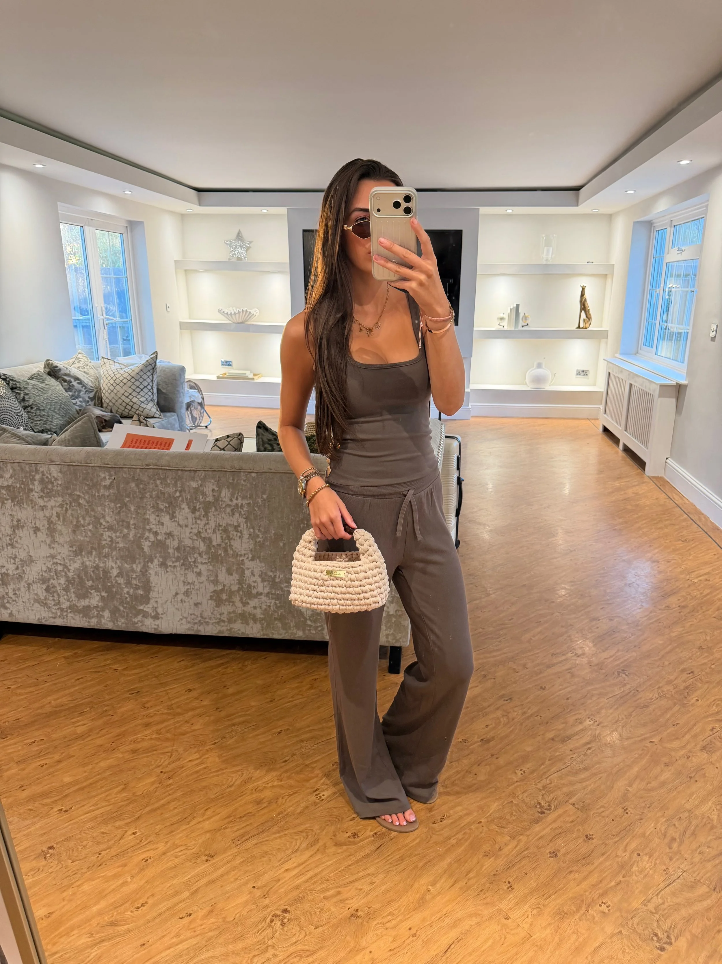 The Valencia bag Sand