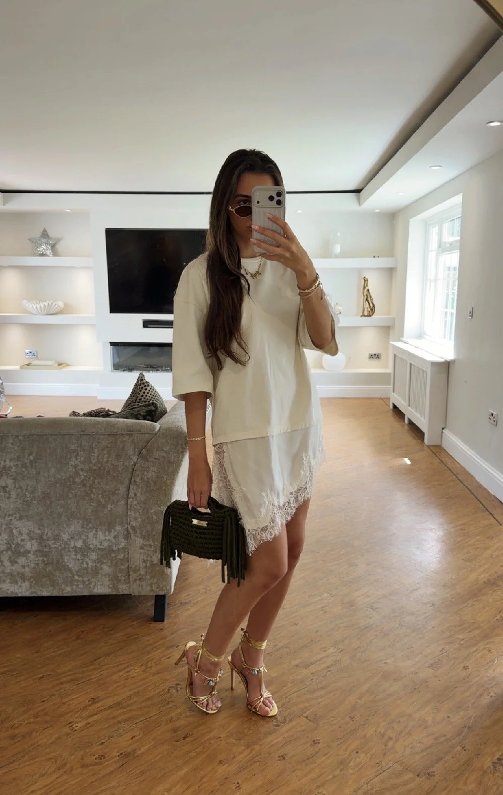 The Amalfi tassle bag Olive