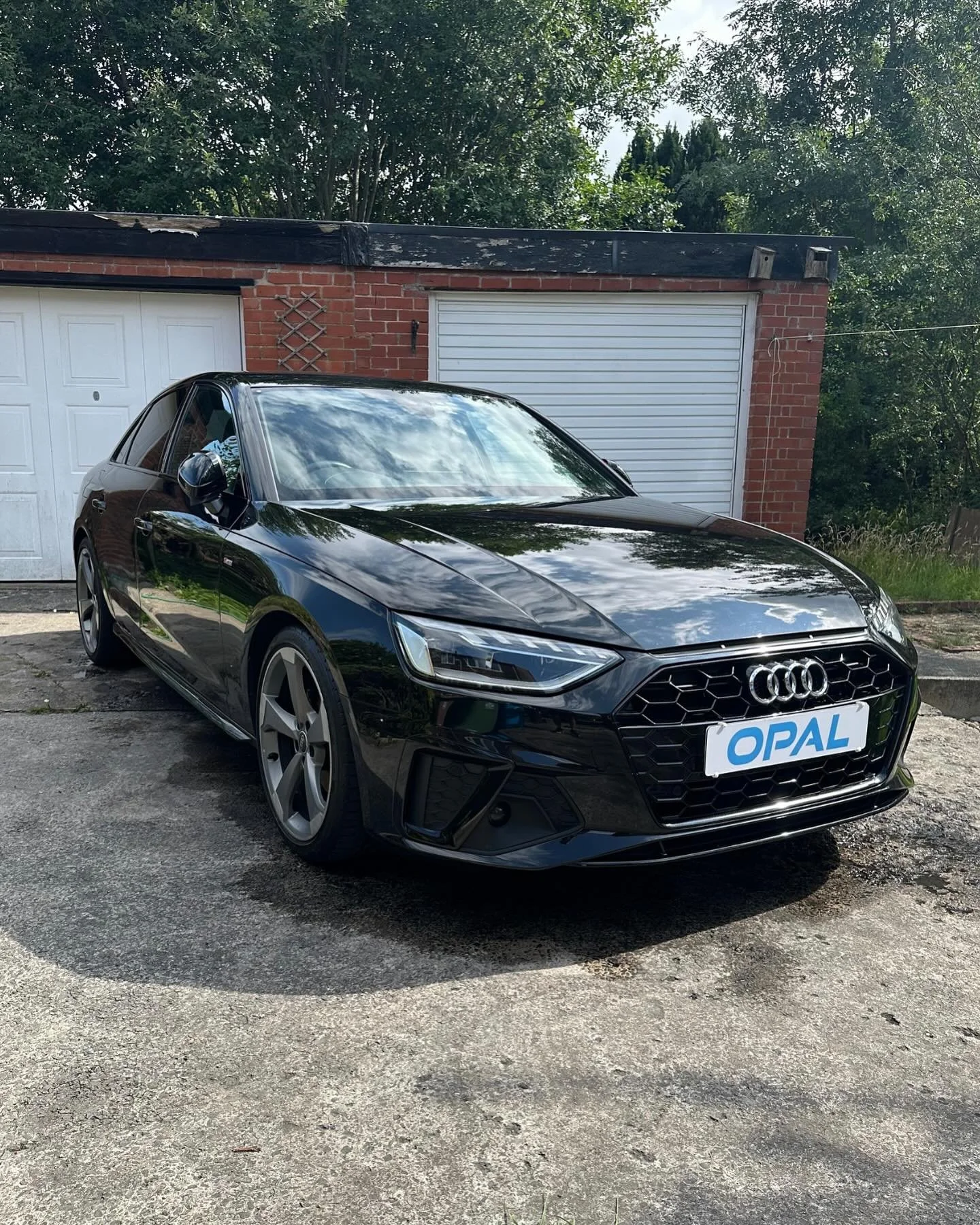 This Audi was covered in water marks and diesel stains. Back to looking how a Black Edition should

- Level 1 exterior deep clean with Tar remover applied
- Level 1 interior clean