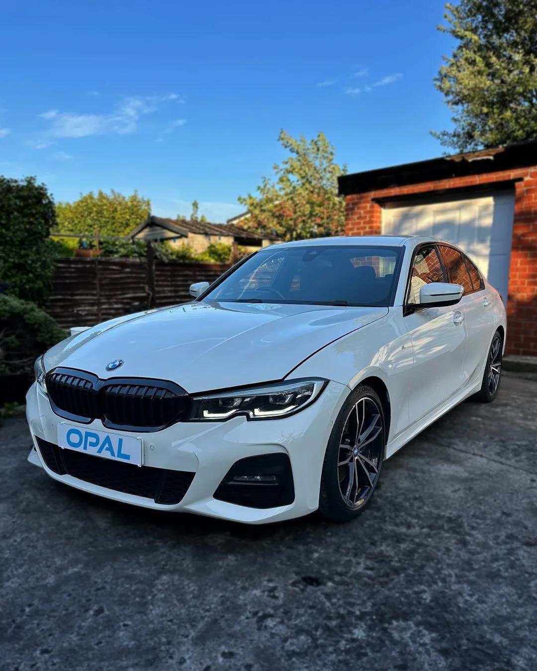 Your new car isn&rsquo;t really yours untill it&rsquo;s been deep cleaned

- Level 2 Factory Reset 
- Engine Bay Detail
- Enzyme Odor Eliminator Applied

#detailing #detailingcars #detailing