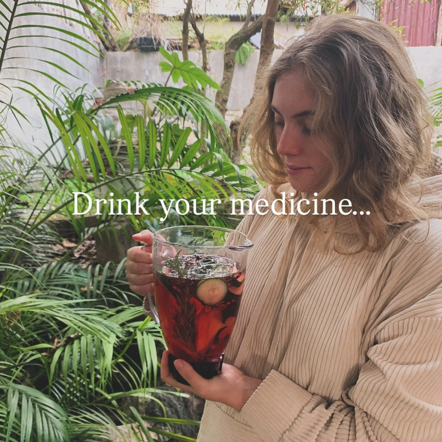 Simple additions you can easily make to keep getting in the good stuff 💪🥒🥑🥥🥝🍉

I&rsquo;ve been loving this for hot weather, although if you are in the UK with colder climates right now, you can adapt to keep yourself going through winter 

❄️ l