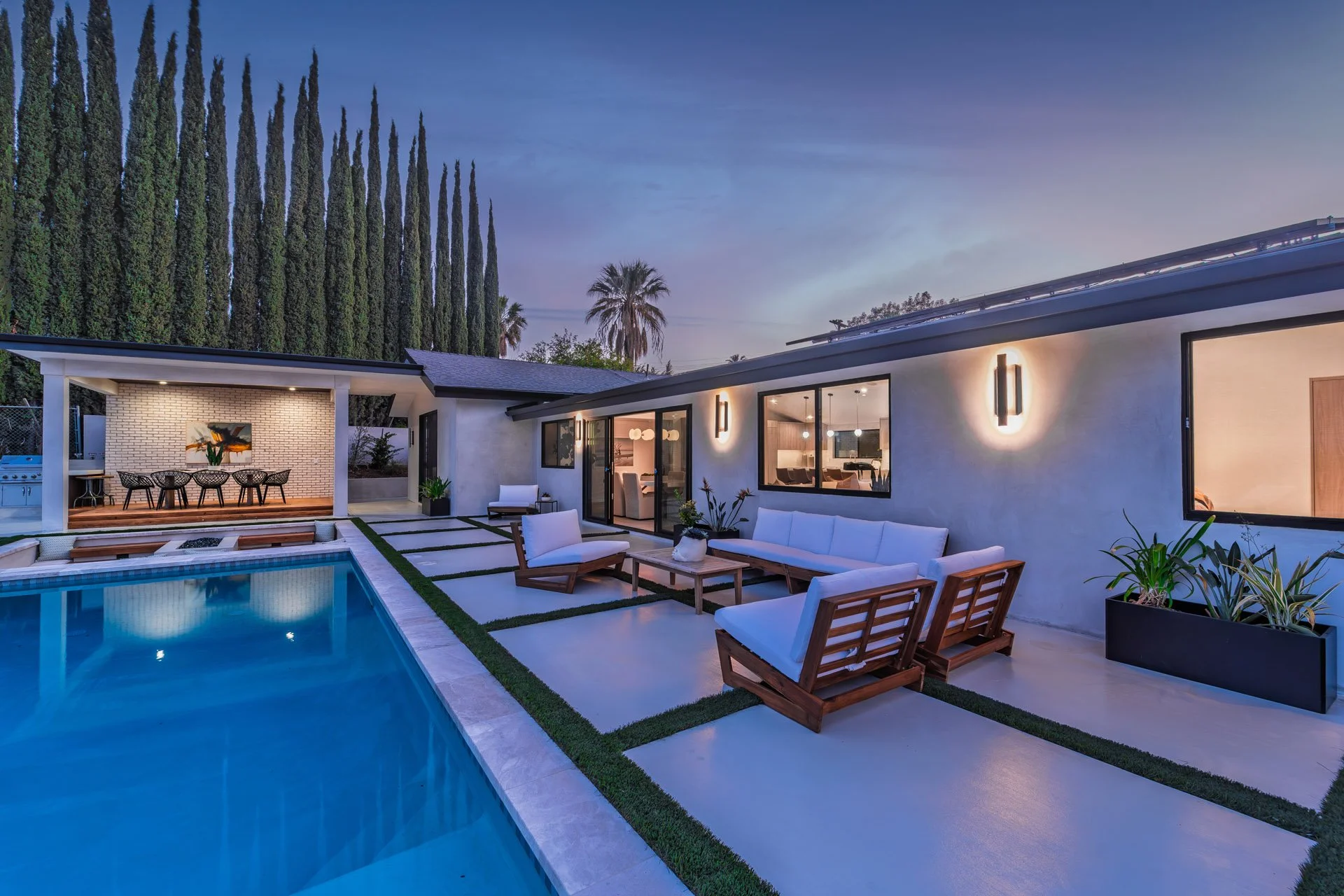 20556 Califa st__26.jpg