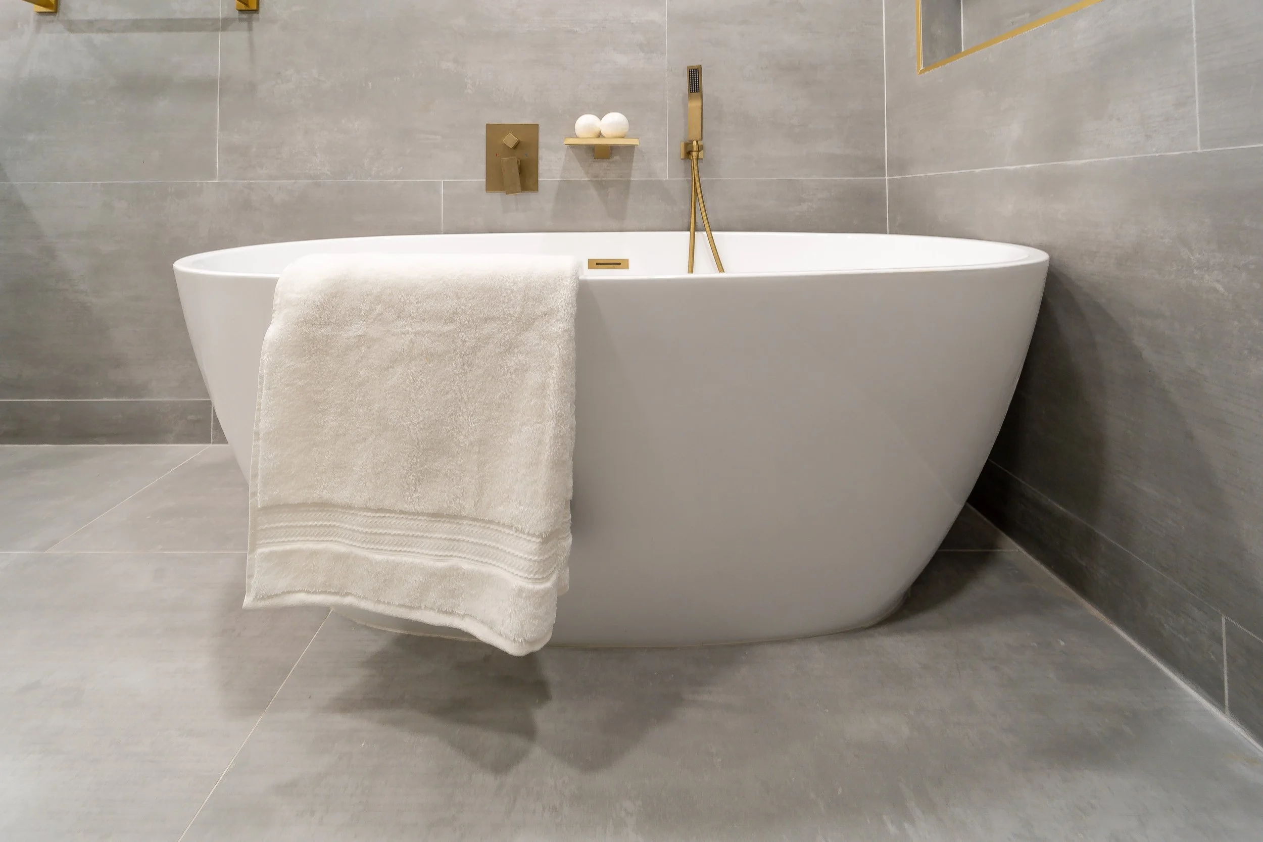 19343 Friar St  32.jpg